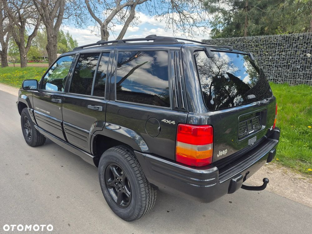 Jeep Grand Cherokee - 4