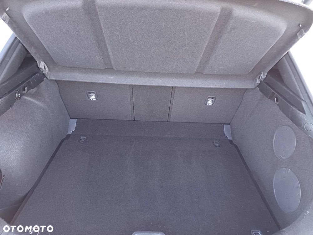 Kia XCeed 1.5 T-GDI OPF DCT7 GT-LINE - 25