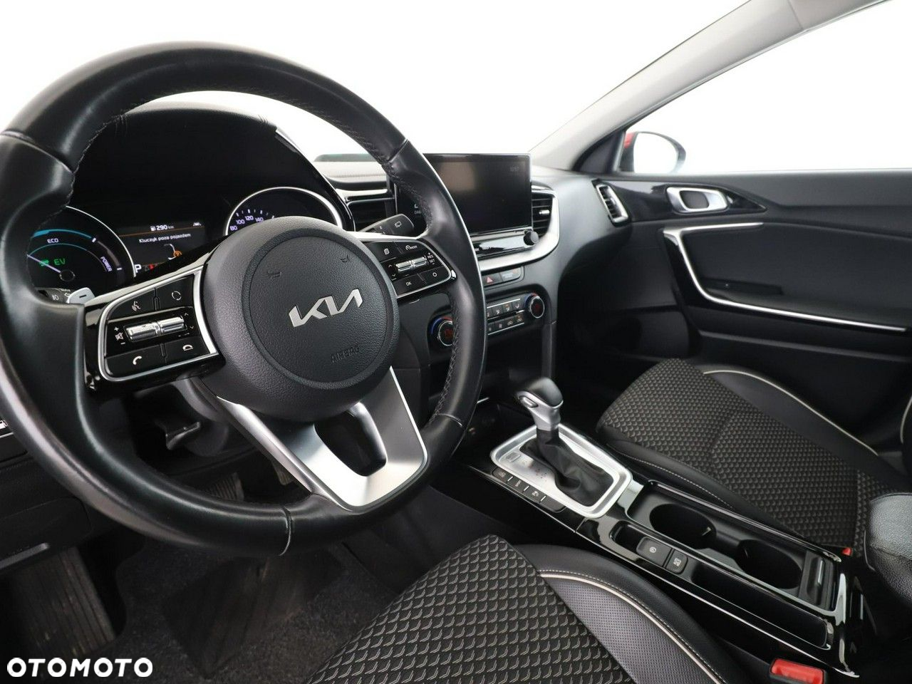 Kia XCeed 1.6 GDI DCT6 OPF Plug-in-Hybrid VISION - 14