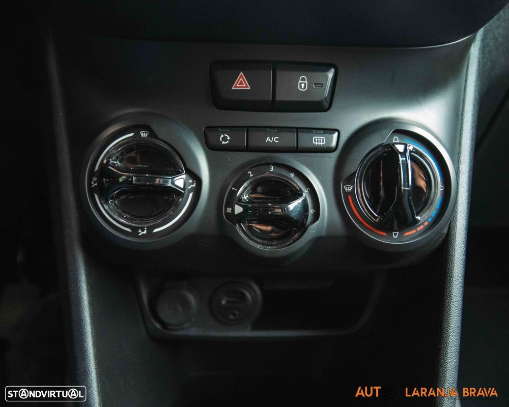 Peugeot 2008 1.2 PureTech Style - 6