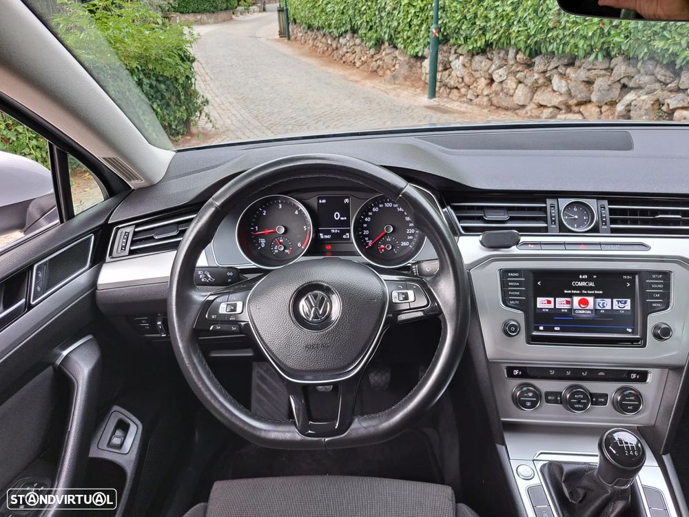 VW Passat 1.6 TDI (BlueMotion ) Comfortline - 19