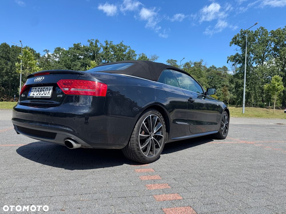 Audi A5 Cabrio - 8