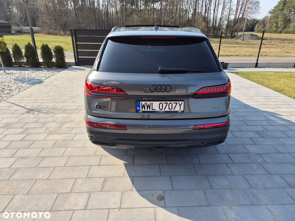 Audi Q7 55 TFSI quattro tiptronic - 4