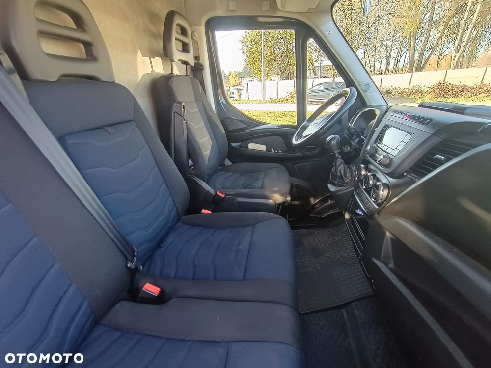 Iveco 35S15 - 13