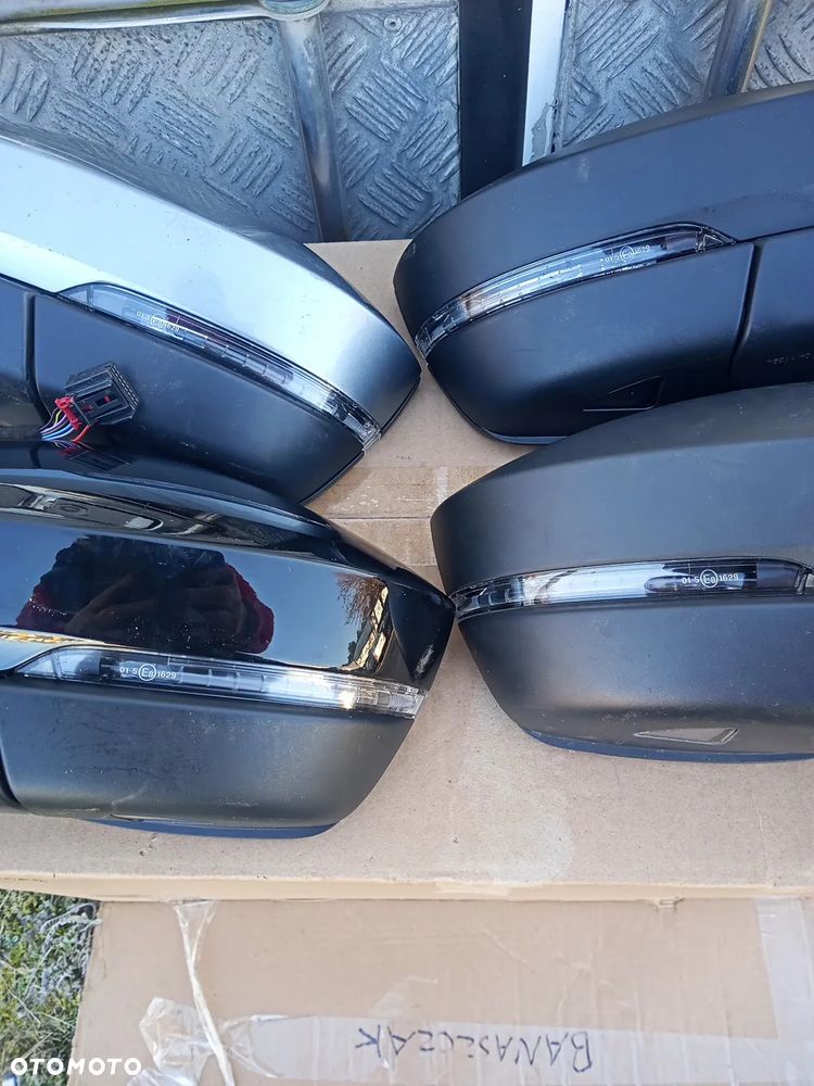 LUSTERKO Lewe  Prawe SKODA KAROQ różne funkcje asystent fotohrom - 18