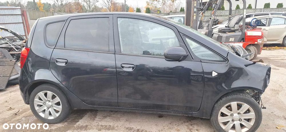 Mitsubishi colt VI lift 5D fotel kanapa tył - 8