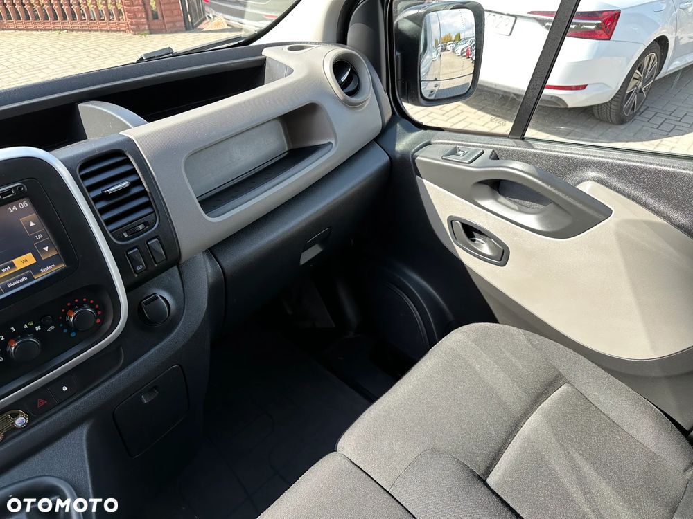 Renault Trafic - 14