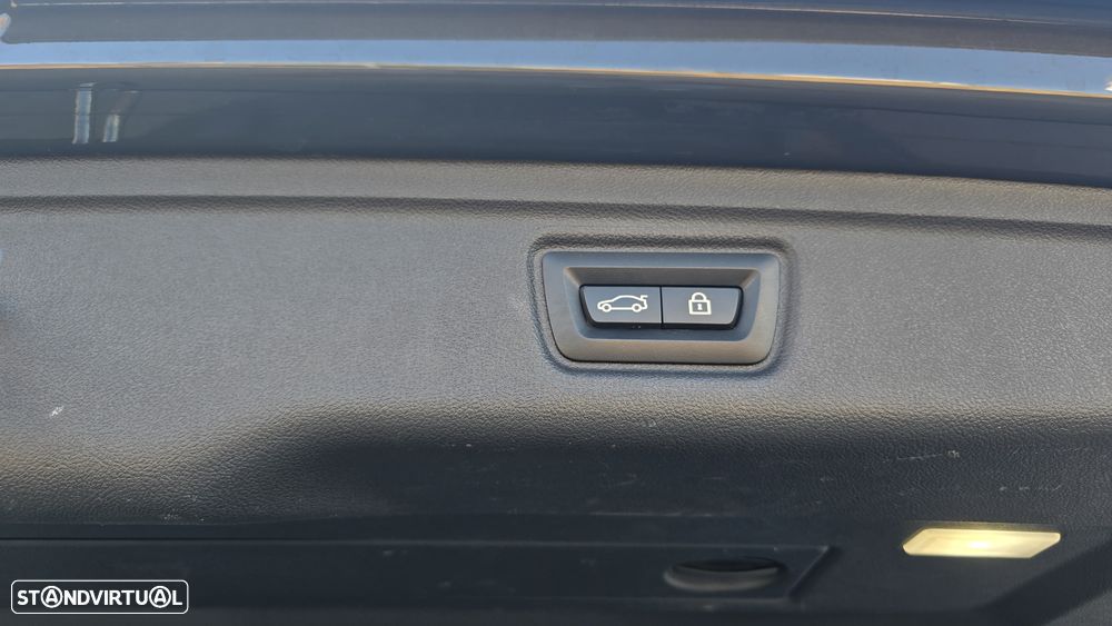 BMW M340 i xDrive Pack 50 anos M Auto - 27