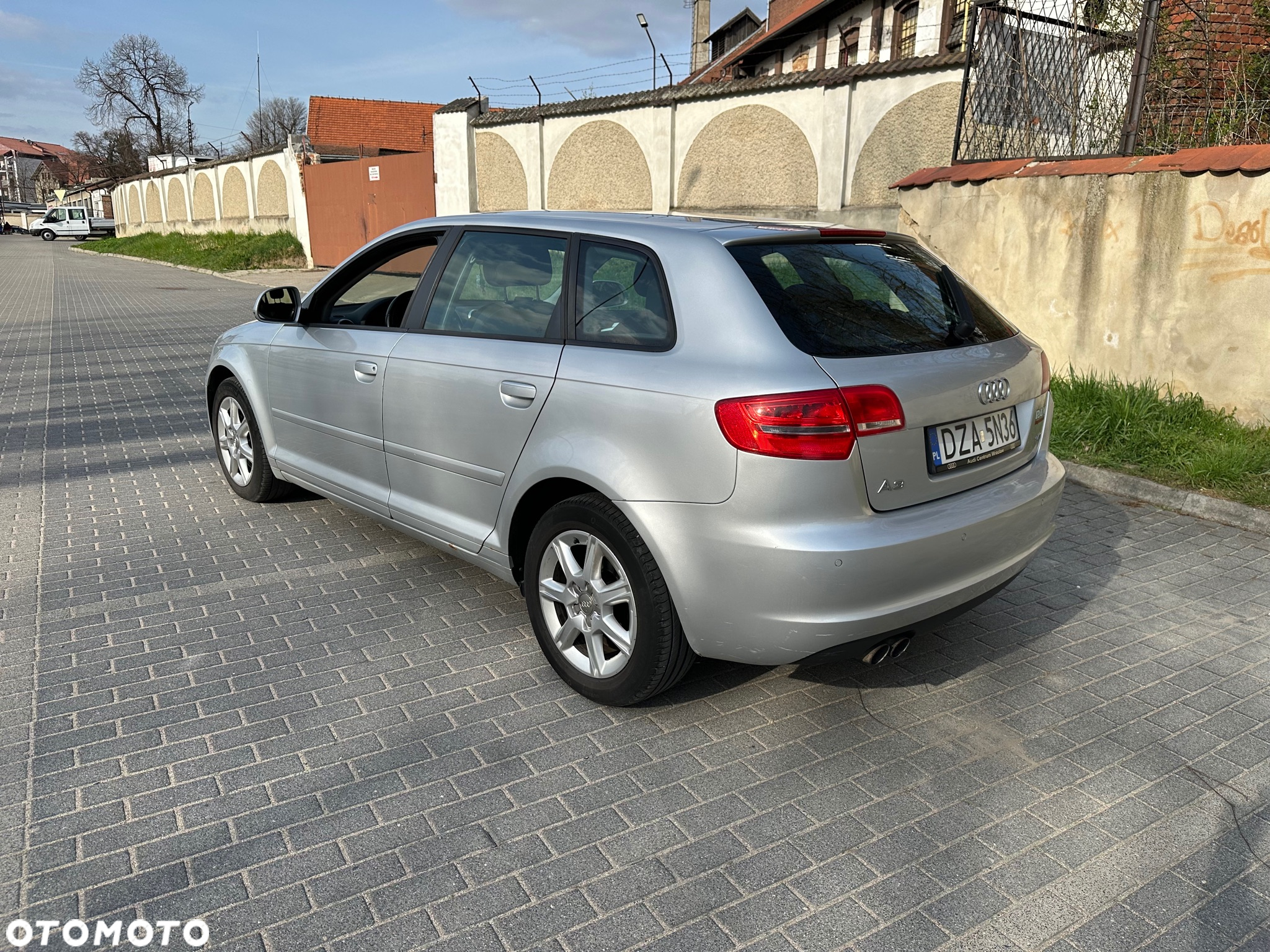 Audi A3 1.4 TFSI Attraction S tronic - 4