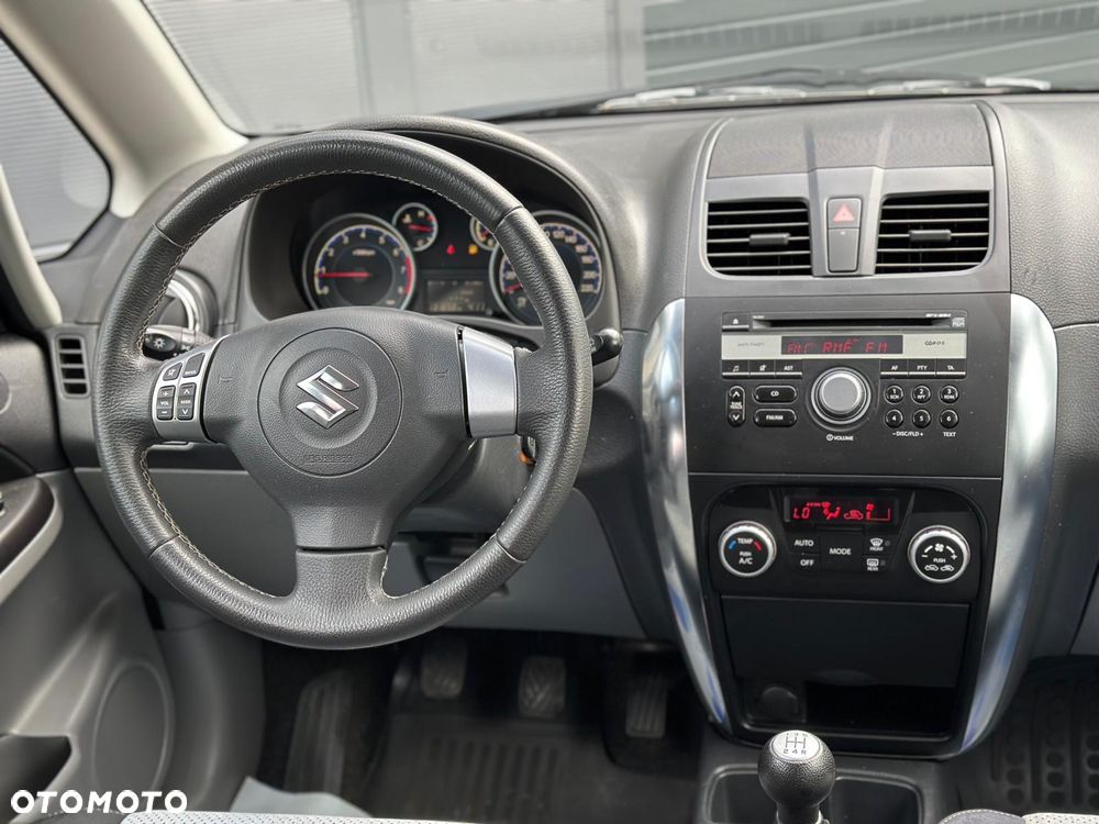 Suzuki SX4 1.6 VVT 4x4 Style - 9