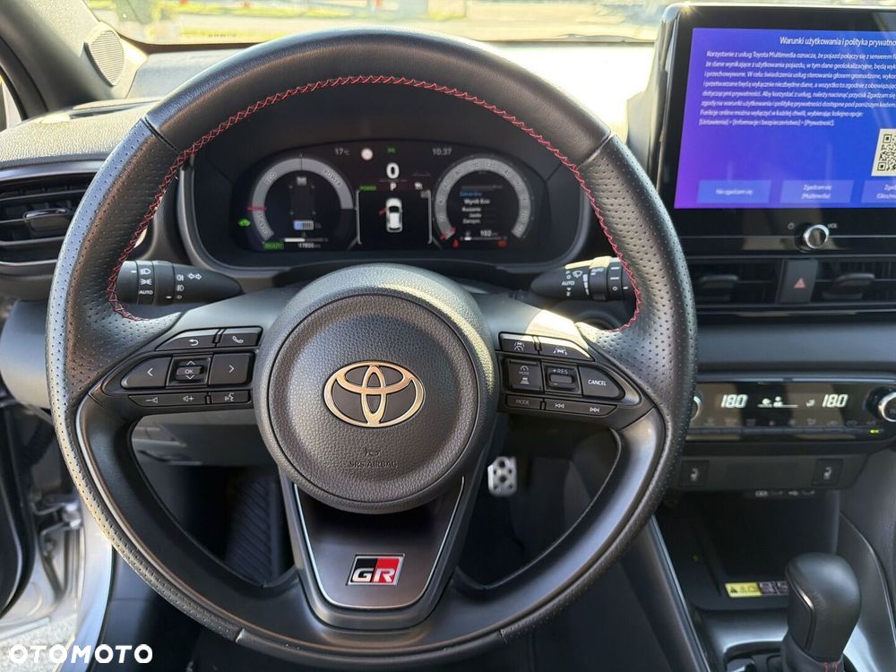 Toyota Yaris - 17