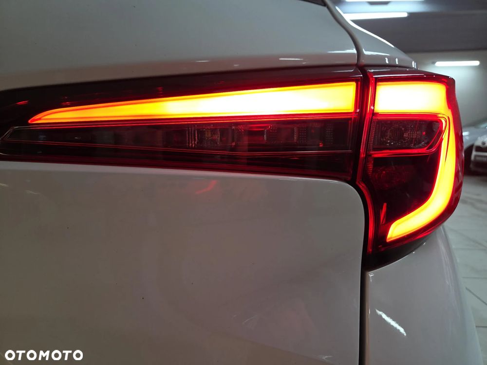Toyota Corolla 1.8 Hybrid Style - 11