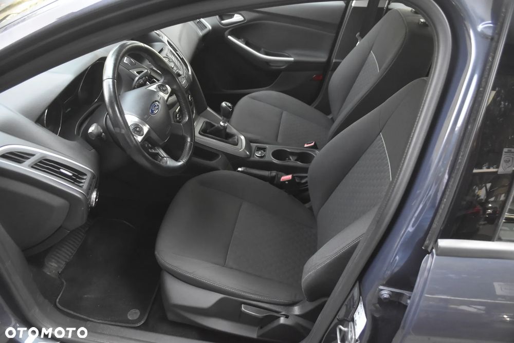 Ford Focus 1.6 TDCi DPF Trend - 12