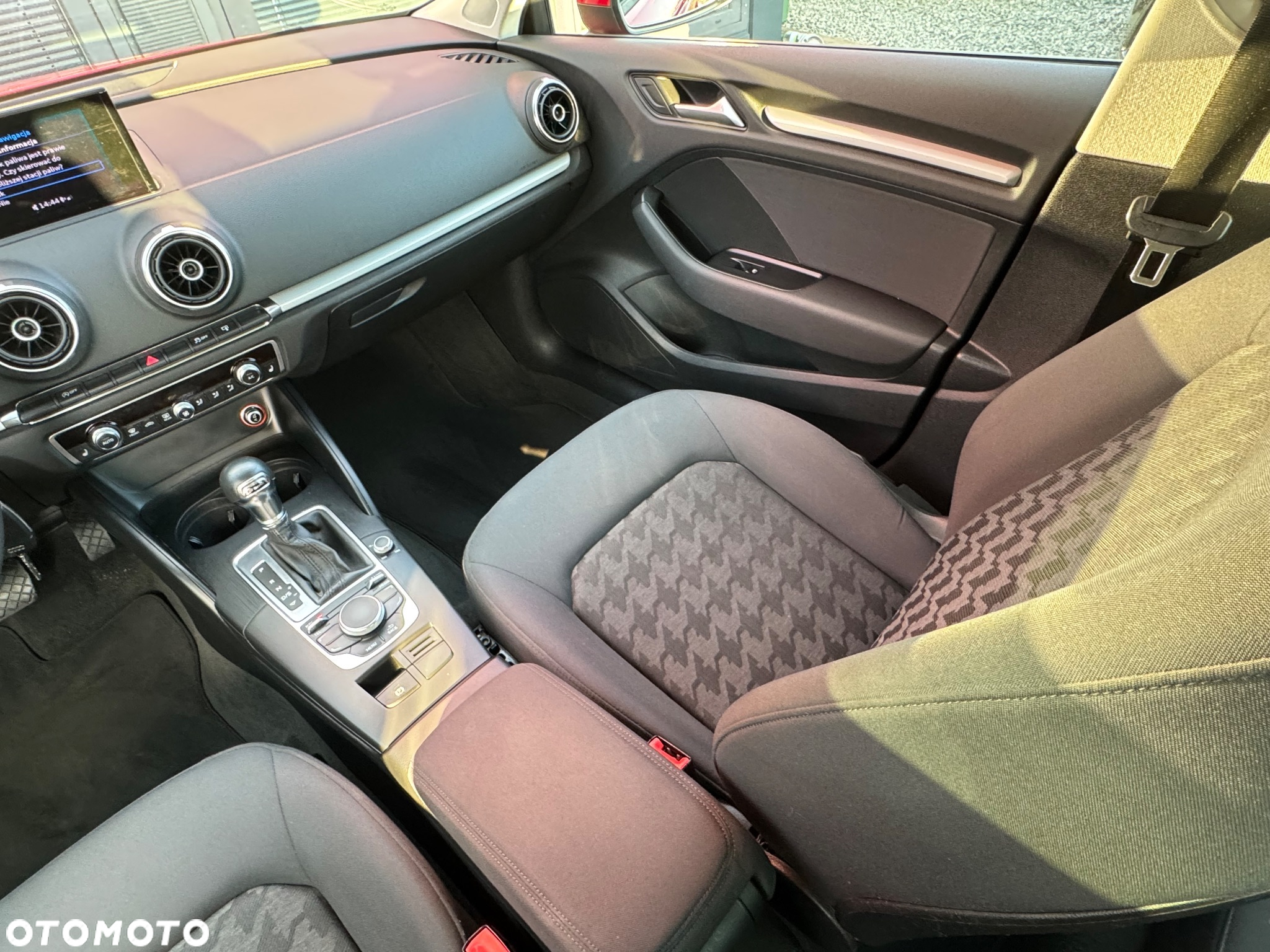 Audi A3 1.2 TFSI Sportback S tronic Attraction - 18