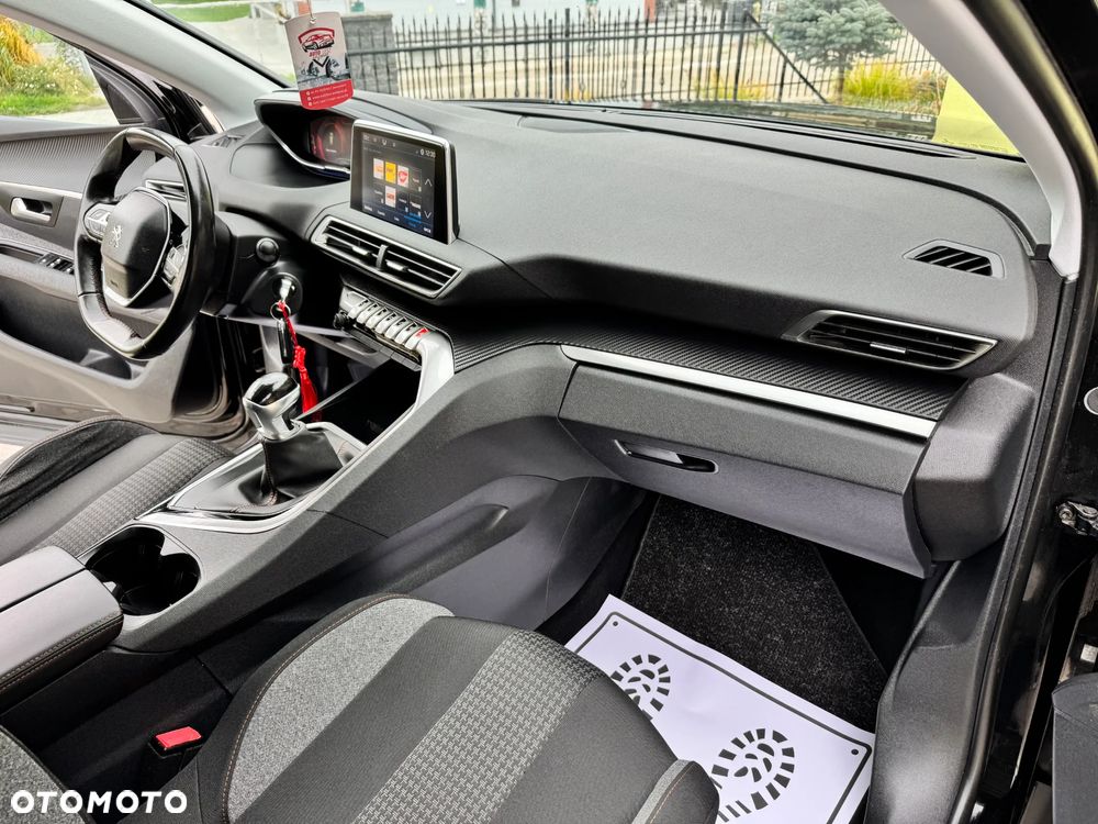 Peugeot 3008 1.2 PureTech Active - 32