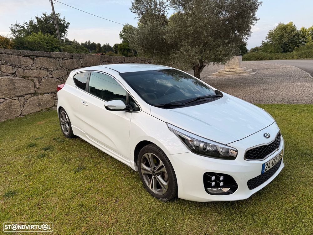 Kia ProCeed 1.6 CRDi 136 ISG GT Line - 3