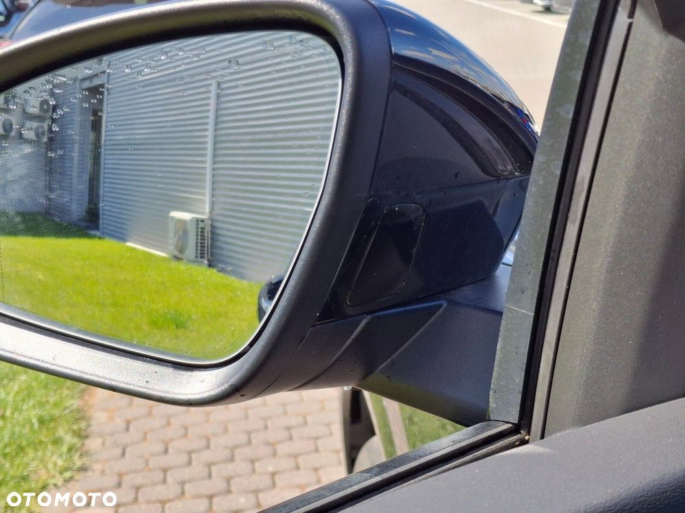 Audi Q5 Sportback - 27