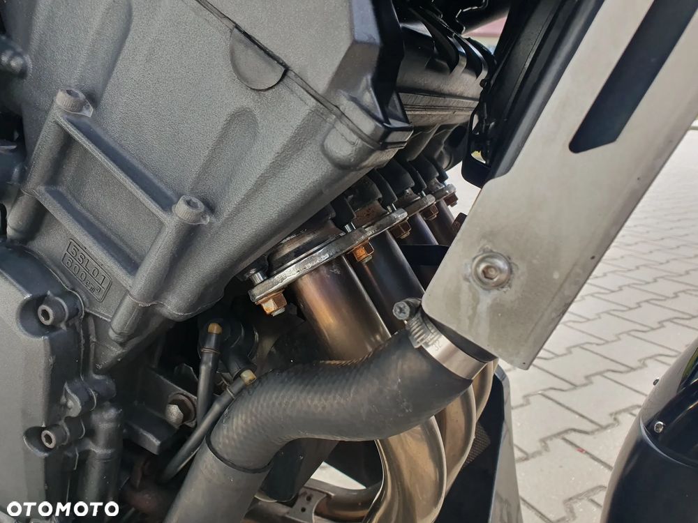 Yamaha FZ6 - 17