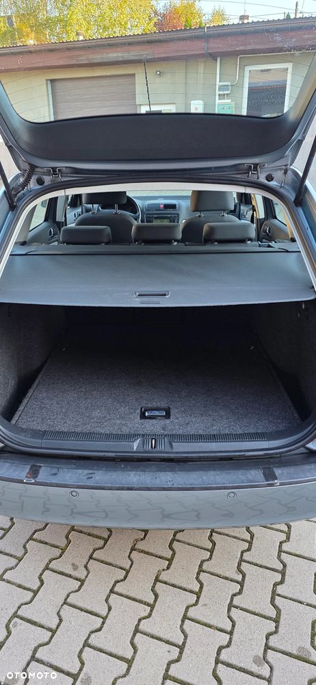Skoda Octavia 1.6 Combi - 19