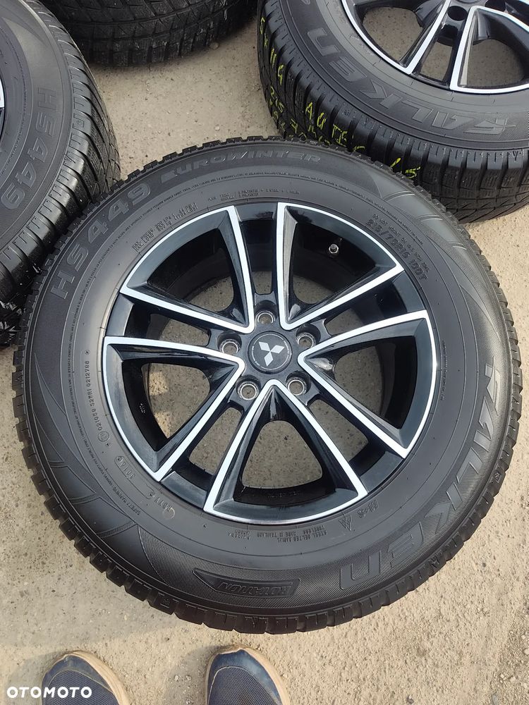 5x114,3 Felgi Aluminiowe Alufelgi 5x114 Koła Zimowe Zima 16 MITSUBISHI ASX OUTLANDER PAJERO PININ Eclipse Cross KIA Sportage HYUNDAI ix35 Tucson Santa Fe MAZDA Tribute Citroen C4 Aircross Peugeot 4007 4008 Toyota RAV4 Suzuki Grand Vitara 5,5mm Legnica ALU-RAD 215/70 - 22