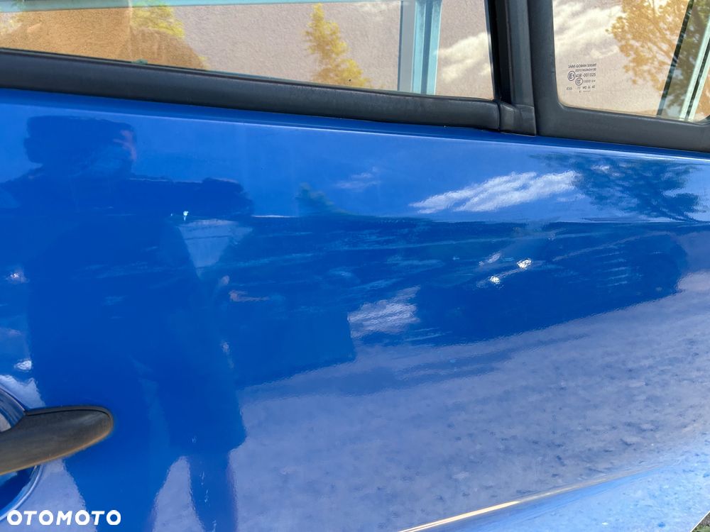 Mercedes Sprinter W906 drzwi prawy przód bez rdzy - 8