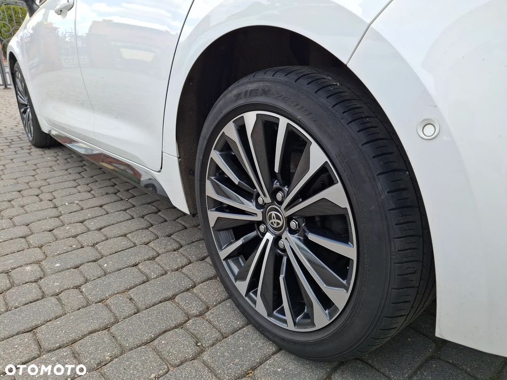 Toyota Corolla 1.8 Hybrid GPF Comfort - 12