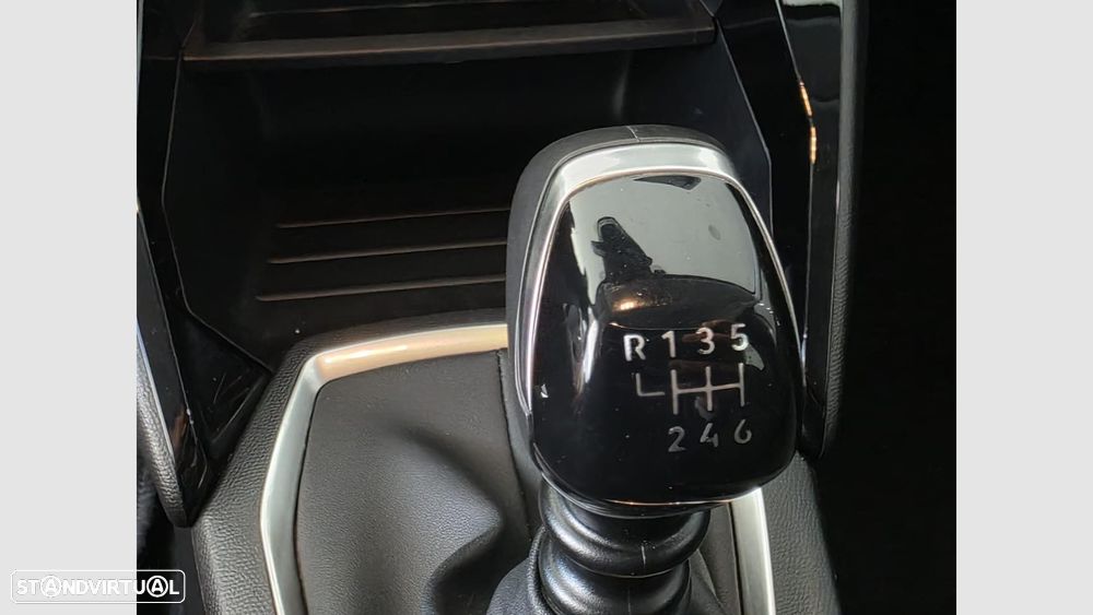 Peugeot 208 1.2 PureTech Active - 19