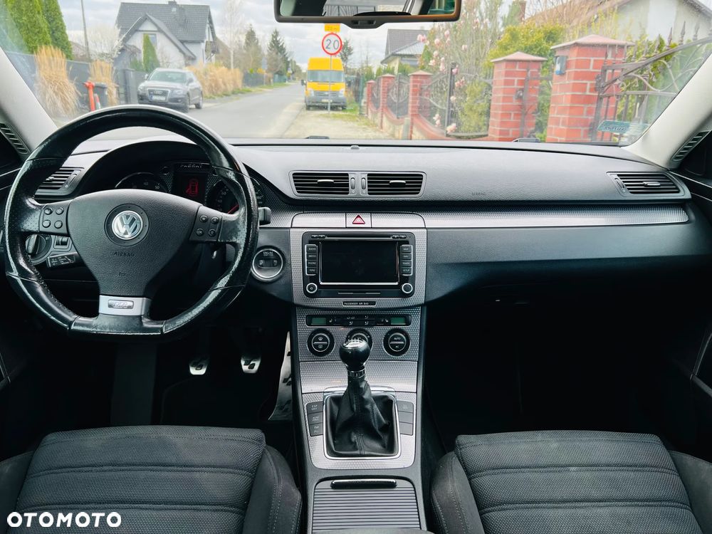 Volkswagen Passat 1.8 TSI R-Line Edition - 4