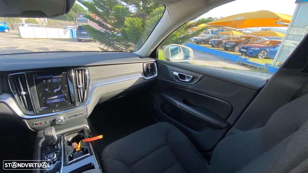 Volvo V60 2.0 T6 AWD TE Inscription Expression - 29