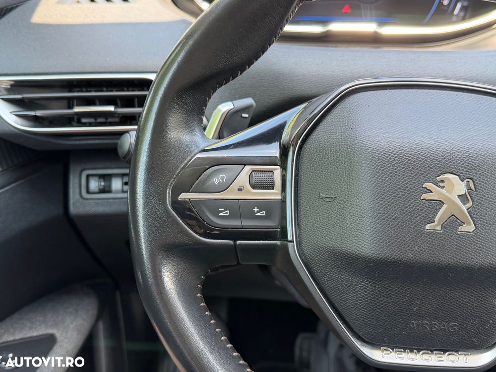 Peugeot 3008 BlueHDi 130 Stop & Start EAT8 Active - 24
