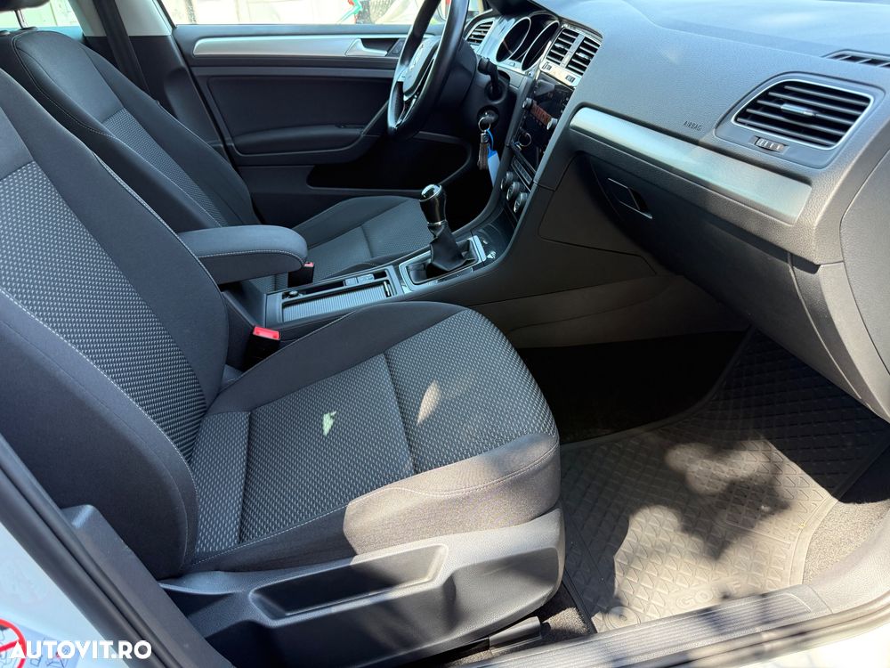 Volkswagen Golf 1.5 TSI BlueMotion ACT Comfortline - 16