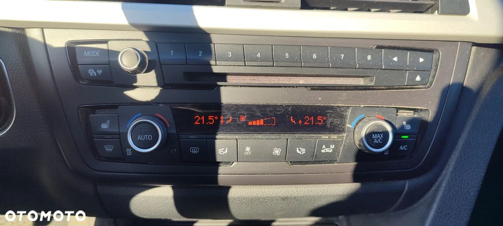 BMW Seria 3 320d - 11