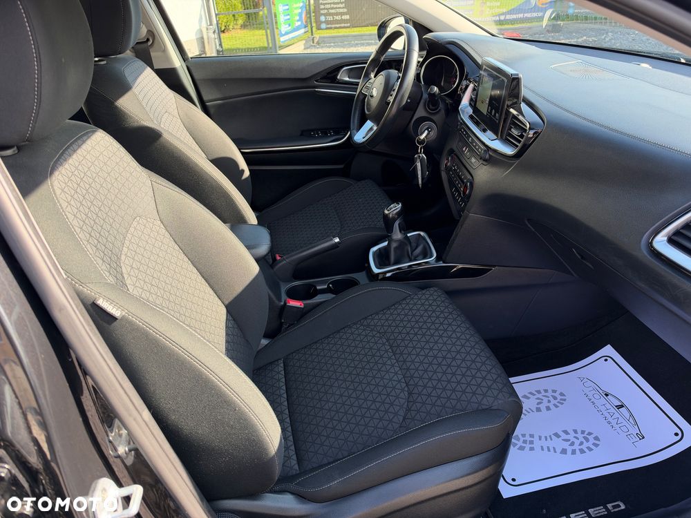 Kia Ceed 1.4 T-GDI L Business Line Plus - 20