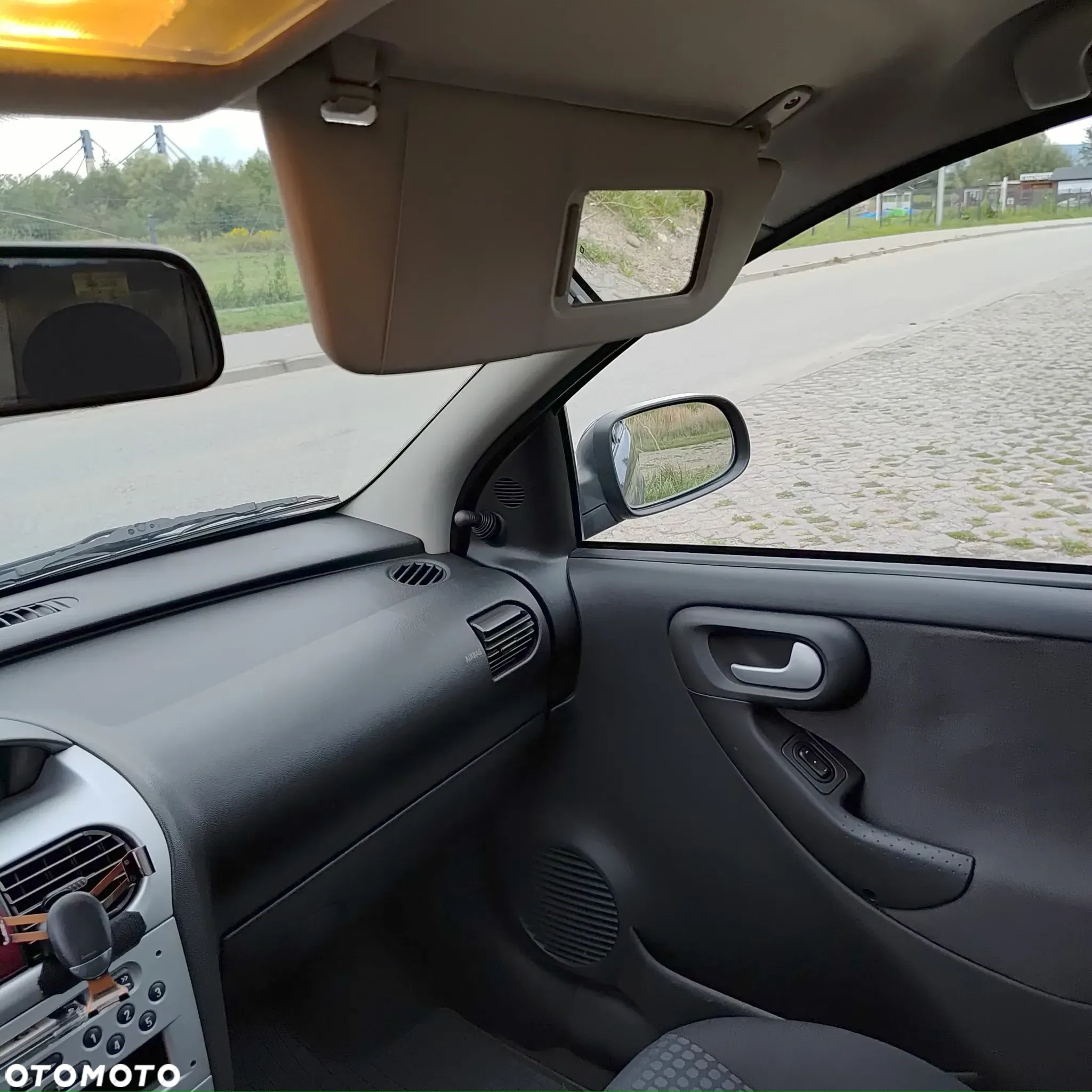 Opel Corsa 1.0 12V Enjoy - 11