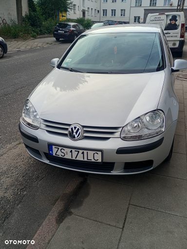Volkswagen Golf - 1
