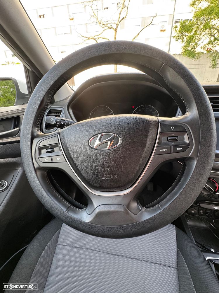 Hyundai i20 1.2 Classic - 9