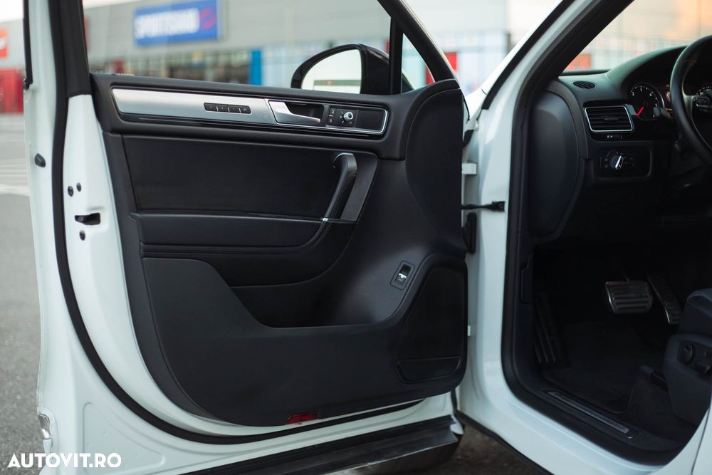 Volkswagen Touareg - 14
