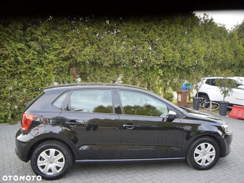 Volkswagen Polo 1.2 MATCH - 11