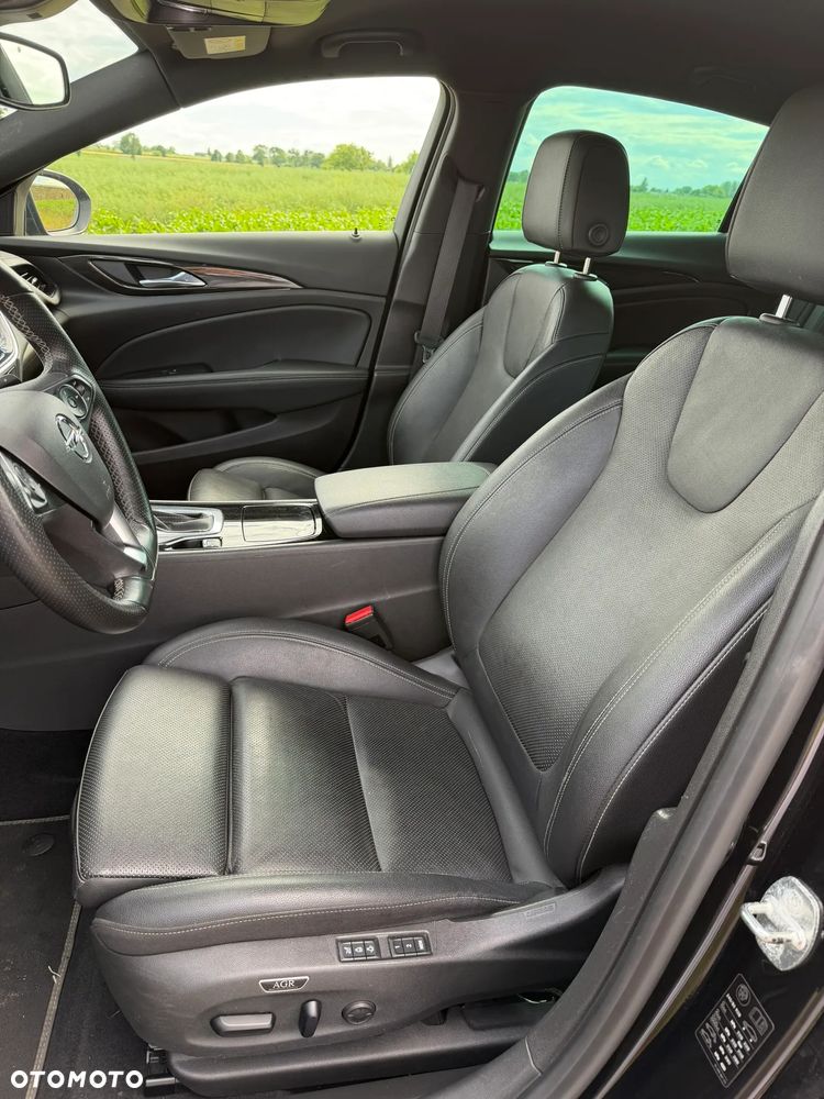 Opel Insignia CT 1.5 T Exclusive S&S - 15