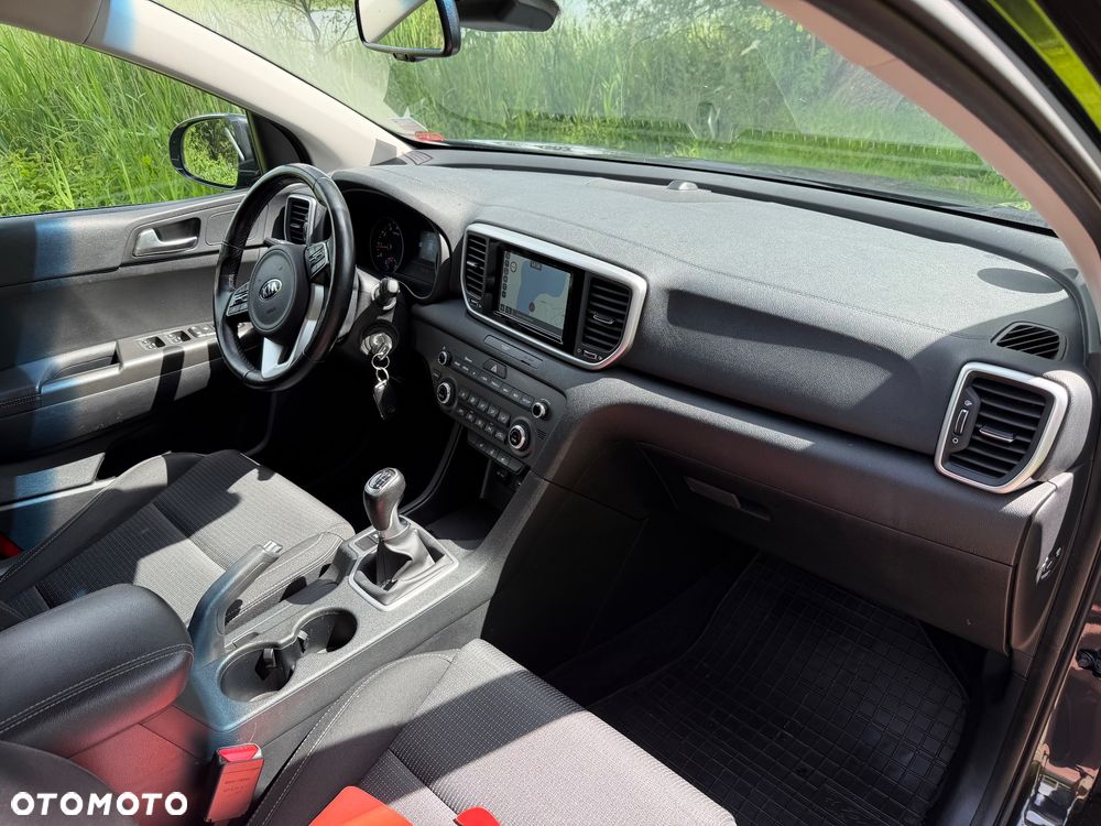 Kia Sportage 1.6 GDI 2WD VISION - 12