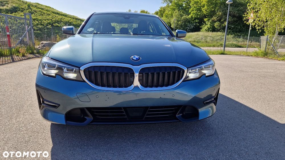 BMW Seria 3 320i GPF Sport - 8