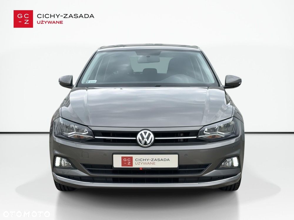 Volkswagen Polo - 2