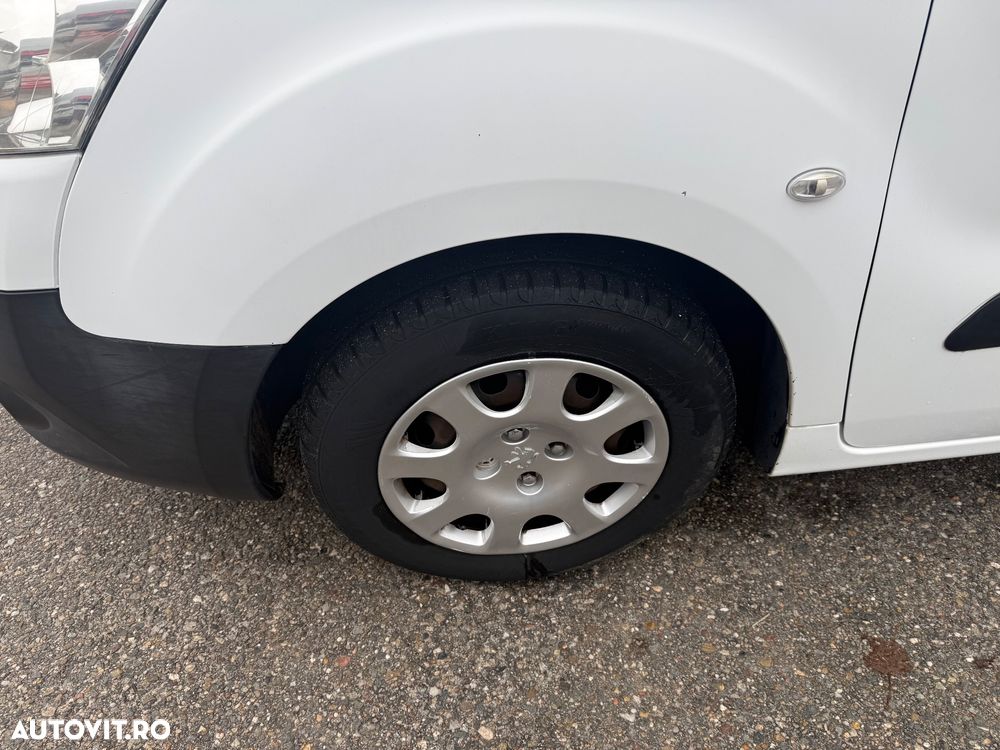 Peugeot Partner Combi 1.6 HDi 75 CP Confort FAP - 9