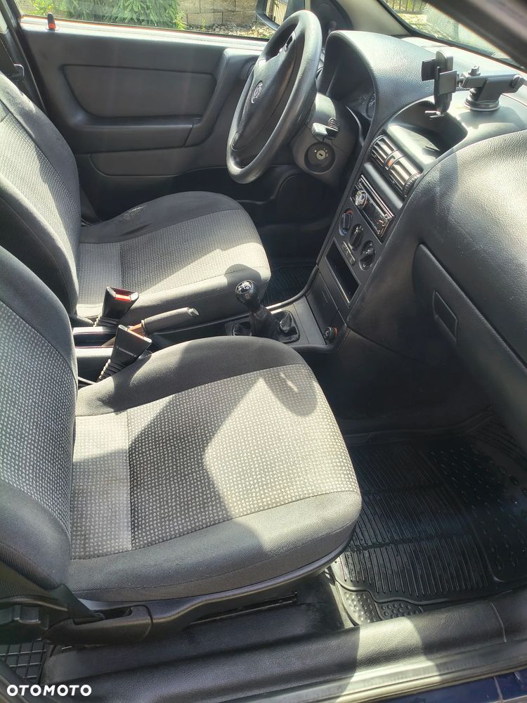 Opel Astra - 7