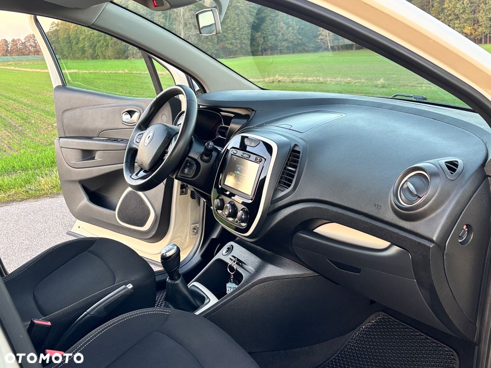 Renault Captur - 21