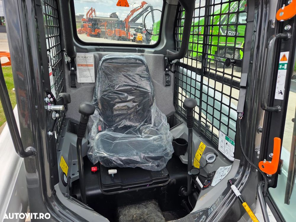 Bobcat S510, NOU 2025, ridica 810kg la 2,7t, ANVELOPE PLINE, Aer conditionat, usa cabina, motor Kubota 50CP, sist hidraulic suplimentar, cupa 1mc, furci, posibilitate leasing 5 ani-PROMOTIE 41.900 EUR+Tva - 13