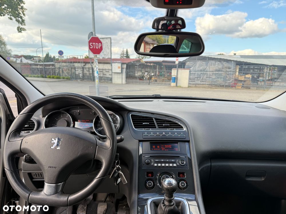 Peugeot 5008 - 5