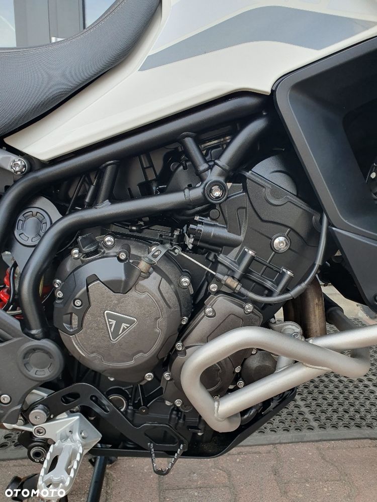 Triumph Tiger - 10