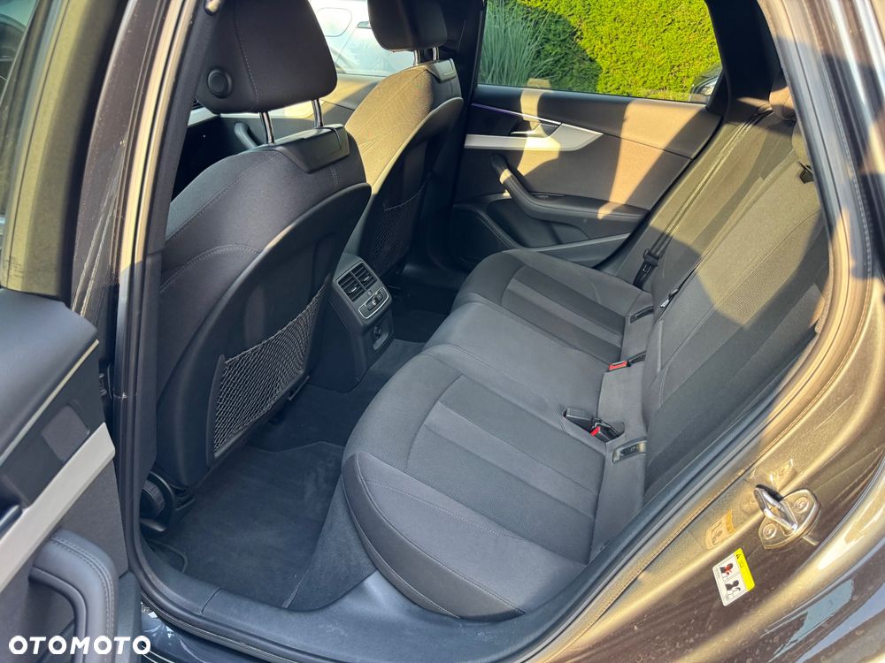 Audi A4 Avant 40 TFSI mHEV Advanced S tronic - 15