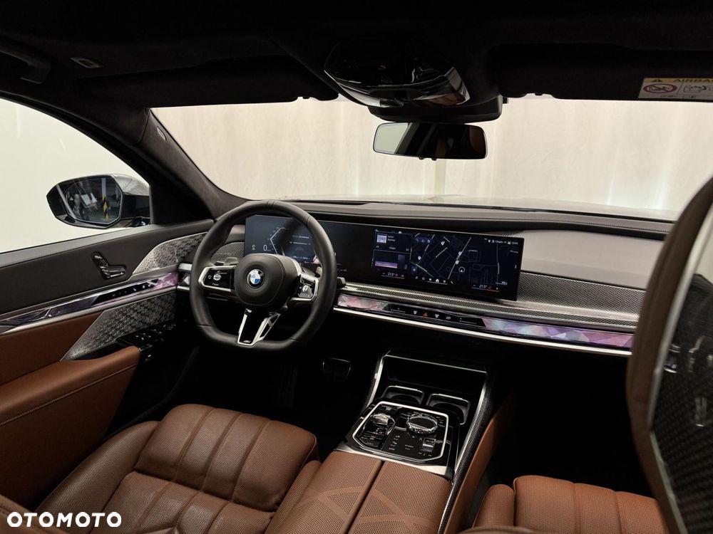 BMW Seria 7 - 29